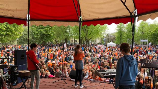 Het Popstation: Open muziekles en live optredens